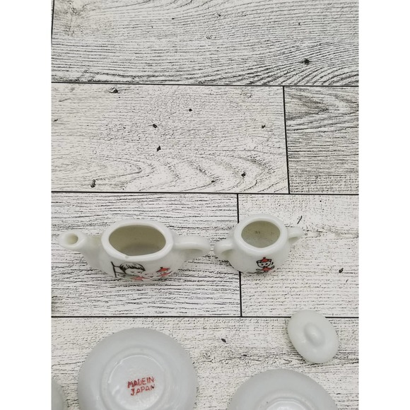 Miniature Tea Set JAPAN Girl with Jack in the Box Toy Teapot Cup Saucer mini - Picture 6 of 6